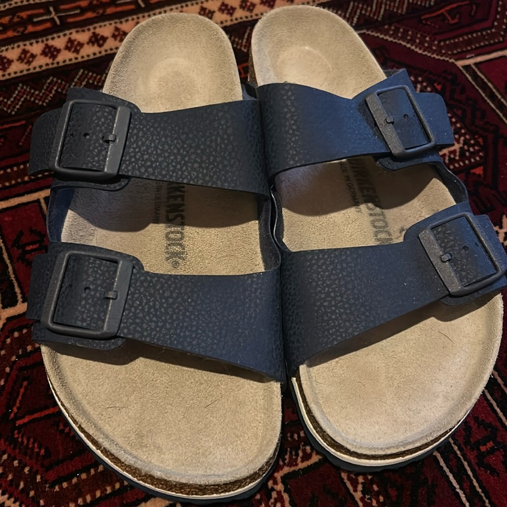 Navy Leather w/White Sole Arizona Birkenstocks